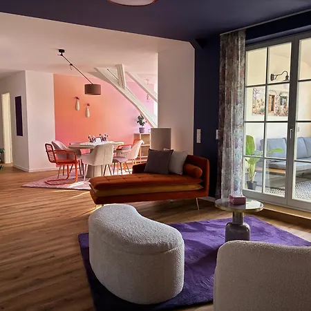Aner 9 Elegantes Fuer Bis Zu 8 Personen Mit Infrarotsauna Und Grosszuegiger, Offener Loggia * Drezno