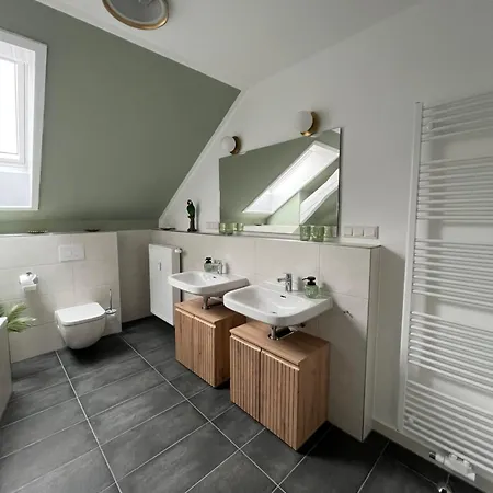 Aner 9 Elegantes Fuer Bis Zu 8 Personen Mit Infrarotsauna Und Grosszuegiger, Offener Loggia *