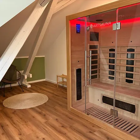 Aner 9 Elegantes Fuer Bis Zu 8 Personen Mit Infrarotsauna Und Grosszuegiger, Offener Loggia Apartament Drezno